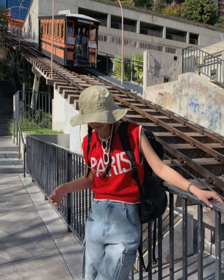 穿搭分享 细节满满的夏日ootd 时髦又有个性开元ky棋牌ins时尚博主111kong日常(图2)